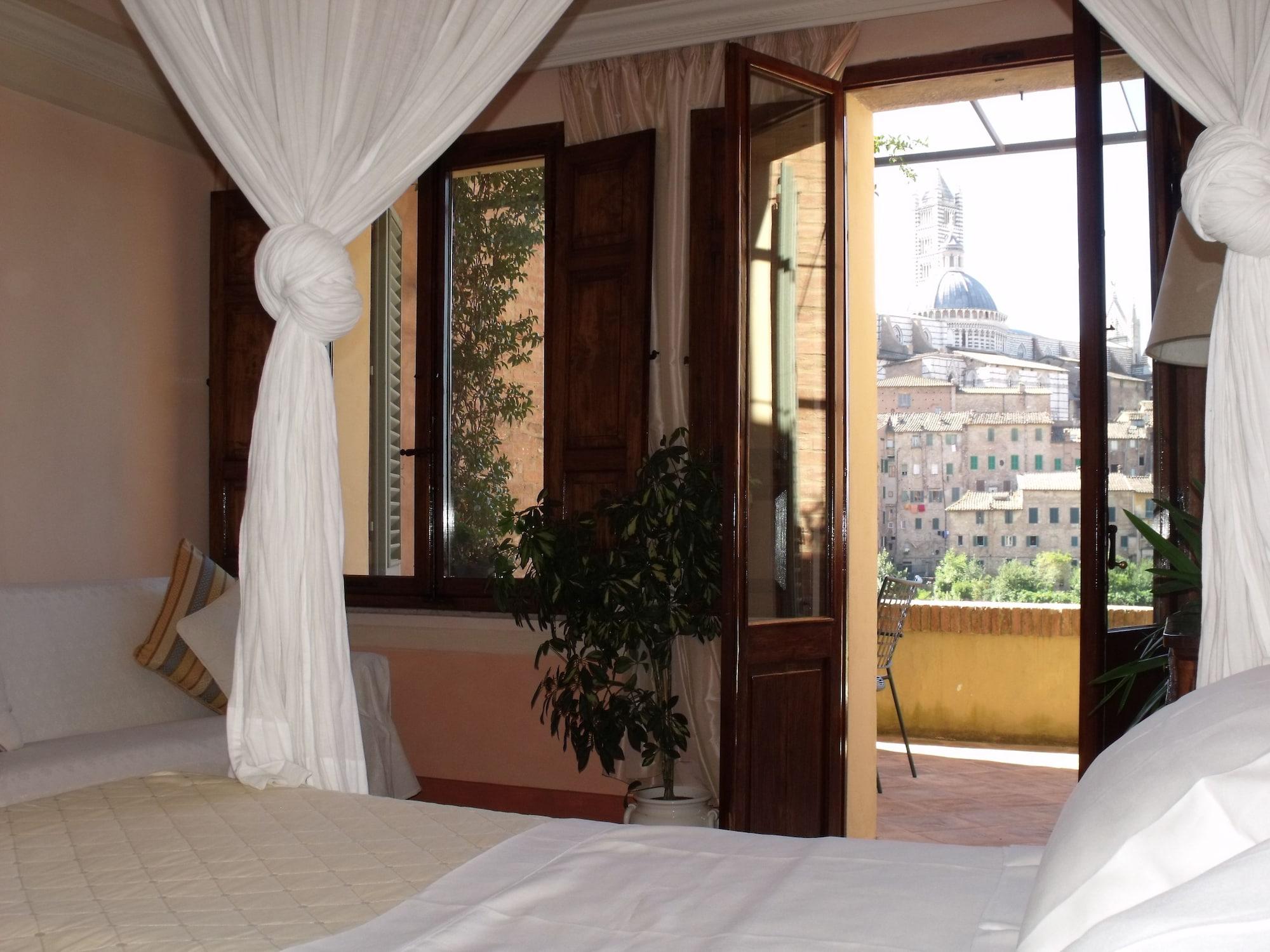 Residenza D'Epoca Campo Regio Relais Bed & Breakfast Siena Exterior photo